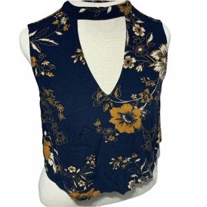 Kendall & Kylie Floral Print Crop Top Size Small